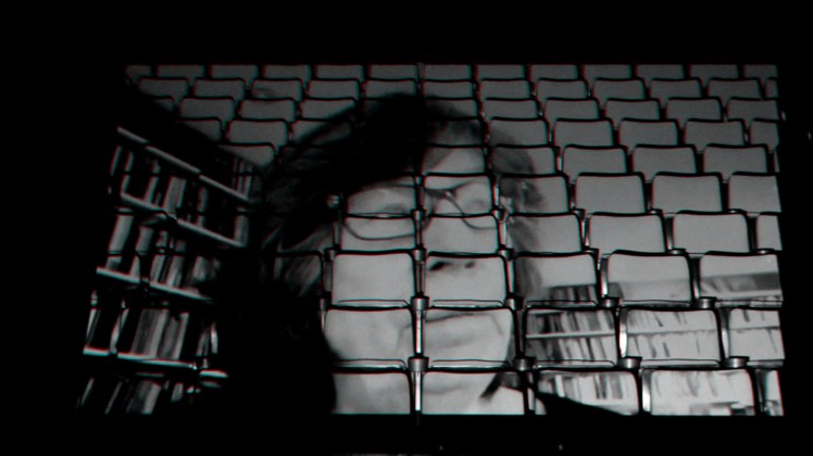 LAURA MULVEY ANAGLIF 27